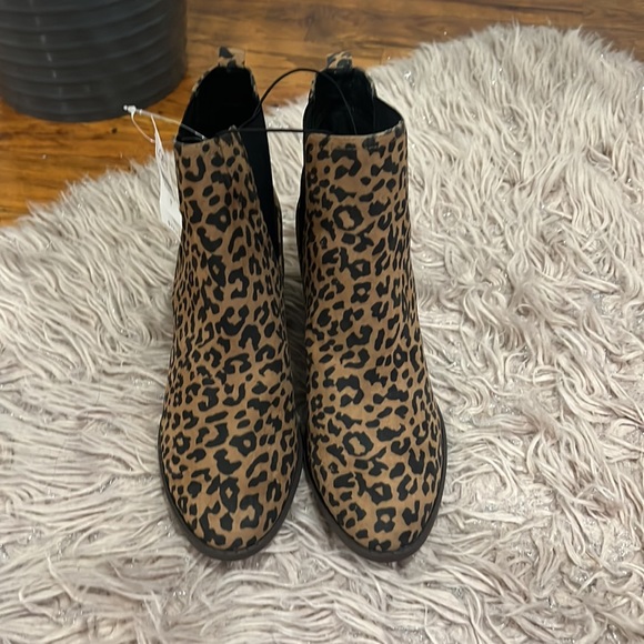 Loft - Picture 2 of 5